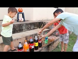 COKE vs MENTOS EXPERIMENT! Science experiments for kids with Rafael
