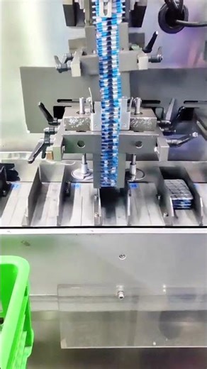 Modern Pharmaceutical Manufacturing Automatic Blister Packing System #popular #viralshorts