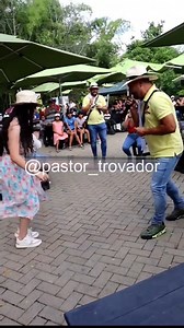 253K views · 17K reactions | Más y mas sonrisas con Tinto y Pastor recuerden que sonreír rejuvenece el alma... Bendiciones y feliz fin de semana para todos 鸞鸞鸞 #tintoypastor #videosderisas #trovas #mexico #videosgraciosos #fiestas #sonreirlamejormedicina #paraelmundo #risasjajaja #brasil #usa #españa | pastor_trovador | Facebook