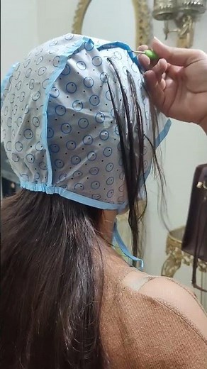 "How to Apply Highlights Cap | Easy Hair Streaking Tutorial"