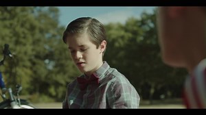 Lolo - Lolo - Clip - The Male Gaze: Hide and Seek