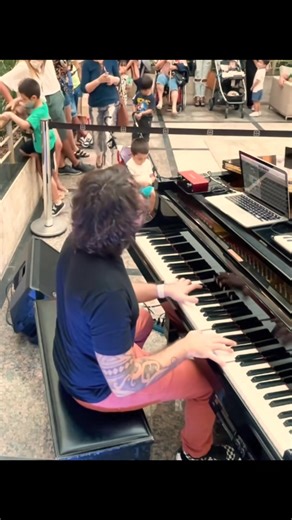 Lady Gaga - Shallow - Piano Cover #music #piano #pianocover #public #ladygaga #shallow #csnpiano | Gabrielerossi_piano