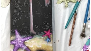 🌺Free🌺! New painting YouTube videos for Hello Sunshine porch sitter are being added daily! Thank you for subscribing! 🥰 enjoy the little clip below in fast motion. 🌺 https://youtube.com/c/HollyHanley Find the Epacket here: http://www.hollyhanley.ca/hello-sunshine-beach-life-epacket-by-holly-hanley/ | Holly Hanley Painting Designs & Classes