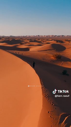 Exploring the Enchanting Sahara Desert at Sunset