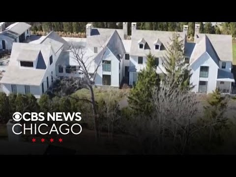 Resident held at gunpoint during home invasion in Winnetka, Illinois