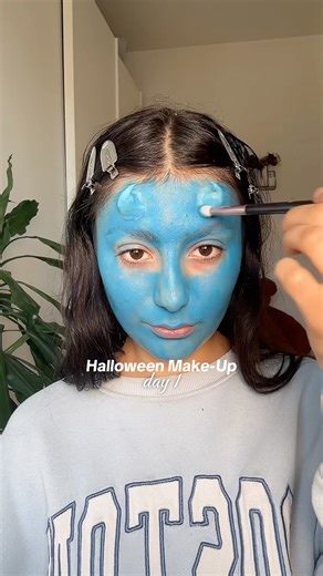 day 1: devil makeup🕷️#makeupideas #halloweenmakeup #halloweencostume #halloweenmakeuptutorial