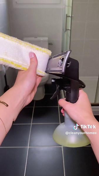 Nettoyage des vitres et miroirs avec le nettoyeur vitres WV6 de Kärcher