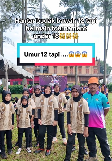 Rugby Cikgu Terbaik di SK Kahang!