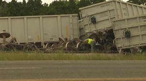 Train cars derail near Bertram