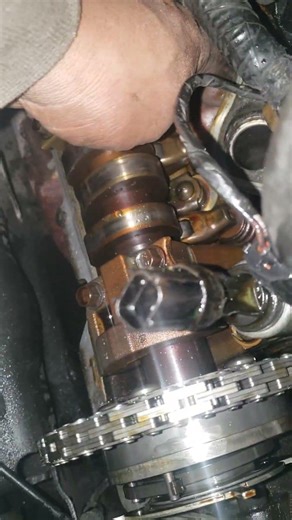Ford Expedition V8 2007 ( Rocker Arm Problem )