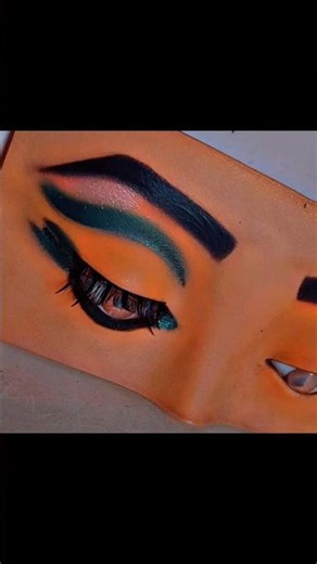 Wild Eye Makeup Tutorial 🔥 Bold & Creative Eye Look | Artistry Aura