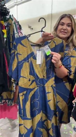 LIQUIDAÇÃO DE ROUPAS NOVAS EM CAMBÉ-PR! ENTRE OS DIAS 14 A 17 DE JANEIRO! LIQUIDAÇÃO DE ROUPAS NOVAS COM ATÉ 90% DE DESCONTO! ATÉ 90% DE DESCONTO NOS SETORES, FEMININO, MASCULINO E INFANTIL! SOMENTE ROUPAS NOVAS! É A MAIOR OPORTUNIDADE DO ANO EM CAMBÉ-PR. 🗓 Data: Entre os dias 14 a 17 de janeiro das 10:00 as 19:00, sendo que no dia 17 será as 10:00 as 17:00. 📍 Local: Rotary Club Cambé. Rua Chile n.º 861, Cambé-PR. Evento beneficente em prol da ASSOCIAÇÃO REFÚGIO. Parte da verba arrecadada será