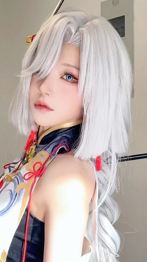 🧸 爪琊·Jane·Jie on Instagram: "冷吗 冷就对了 心里没我迟早得凉#申鹤 #申鹤cos #申鹤同人 #原神"