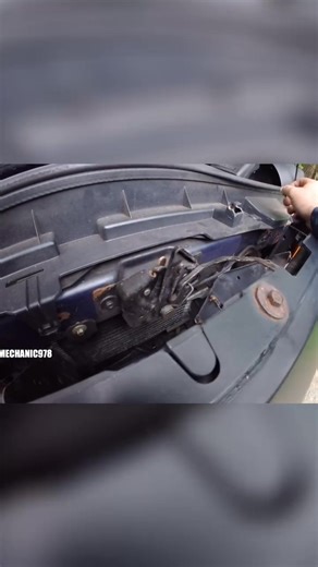 Alternator Failure: What's Going On? 🛠️ We investigate the alternator issues! This video shows a cracked housing, and how it impacts performance. Discover the root cause of the problem. Join us as we explore these challenges. #AlternatorProblems #CarRepair #Automotive #EngineTroubleshooting #VehicleMaintenance #DIYCarRepair #MechanicTips #CarIssues #AutoRepair #TechIssues | Confused Mechanics