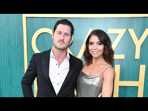 'Dancing With the Stars' Pros Val Chmerkovskiy and Jenna Johnson Tie the Knot!