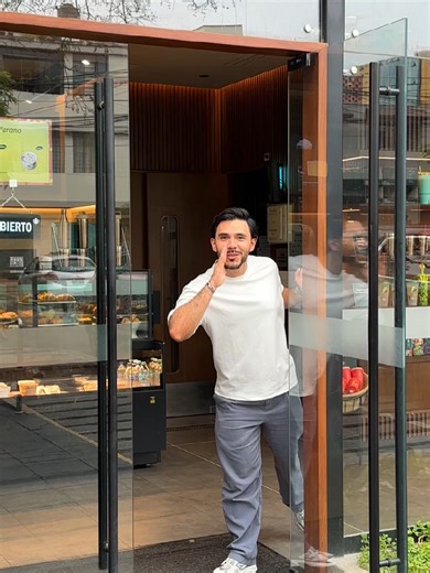 Marzo empieza con nuevo mood. 😌​ Descubre nuestros nuevos tumblers desde este 03 de marzo.​ ✨​ Exclusivo para Miembros Rewards.​ ​ Venta exclusiva de merchandise SKU 11176721, 11176708 únicamente para miembros Starbucks Rewards desde el 03 de marzo de 2026 hasta agotar stock. Válido para miembros que estén registrados en el programa Starbucks Rewards. Válido para compras realizadas con Starbucks Card física asociada a una cuenta Starbucks Rewards, desde el APP Starbucks Perú como medio de pago 