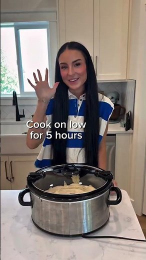 CROCKPOT GARLIC PARMESAN CHICKEN PASTA 🍝✨ RECIPE: • 1 lb chicken breast • ½ tsp salt • ½ tsp