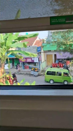 Plered Station and surrounding views