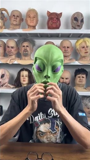 aliens silicone mask #siliconemask #cosplay #halloweenmask #aliens #funny