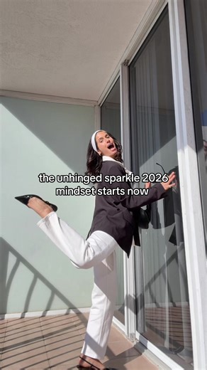 Embracing Change: The Unhinged Sparkle 2026 Mindset
