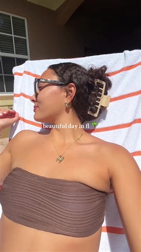 Exploring a Beautiful Day by the Pool in Florida