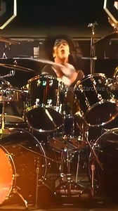 190K views · 147 reactions | 1990 – Detroit, MI – Hot in the Shade...