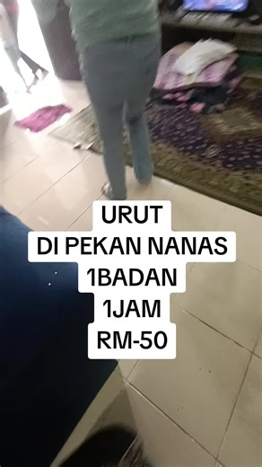 Traditional Body Massage in Pekan Nanas