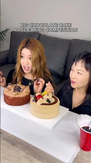 Big chocolate cake race eating competition #food #eating #cake