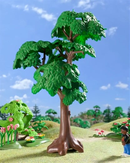 ¡Hoy es el Día Internacional de la Tierra! 💚🌍💙 Sé amable con la Tierra: ¡es la única que tenemos! 🌎Ahorra energía, apaga las luces 💚 Clasifica tus residuos 🌎Planta árboles, la naturaleza te lo devolverá | Playmobil