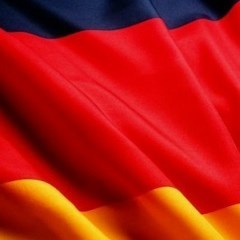 Who want& who can to play tickling-fight with me