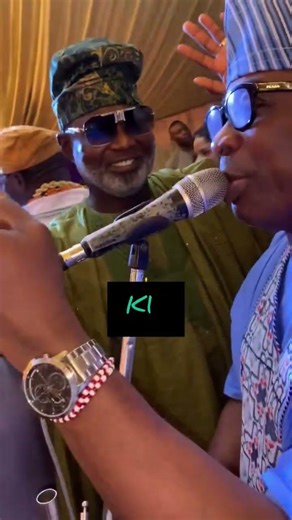 K1 OUT WITH CLASSICS AS FANS BLESSED HIM WITH CSSH BUNDLES