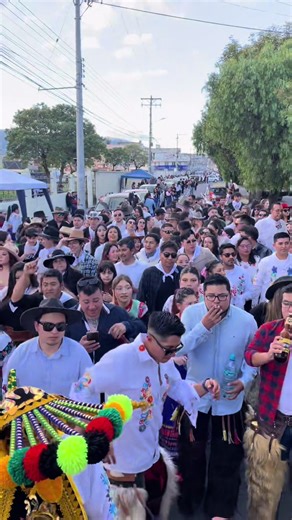 🔥✨Y recién vamos en la 4ta Octava 🥳 #cayambe_ecuador🇪🇨 #octavasdejuanmontalvo #viral_video #fyp #fiestas #juanmontalvo #tiktoklive