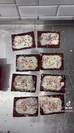 Hot fudge sundae pop tarts will be available again Friday night at 6pm EST! | Eartherella Soap & Candle Co., LLC