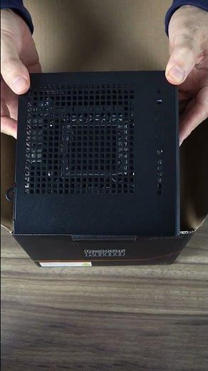 Unboxing ASRock DeskMini X600 Mini PC
