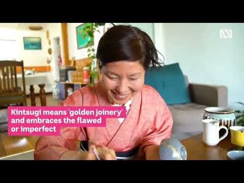 The Art of Kintsugi | Repairing Broken Pottery with Gold | Nihongo Diary 🌸