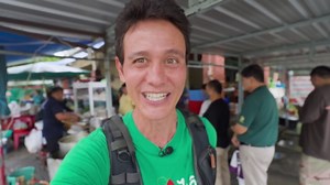 One bowl that defines Thai Muslim street food