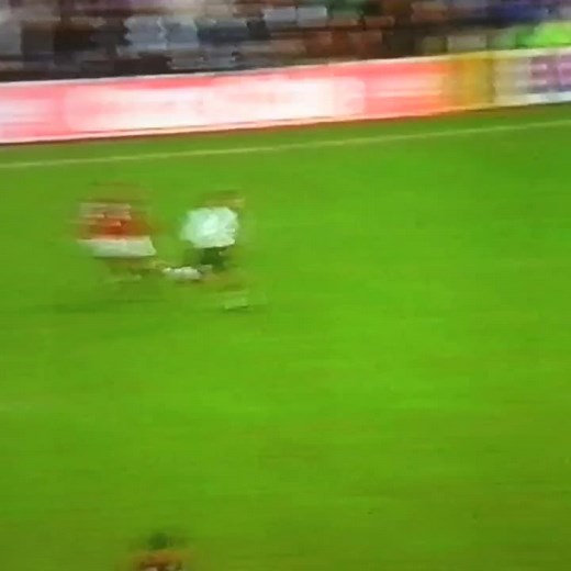 #keeeeepers #football #soccer #mishap #goal #sport #viral #trending