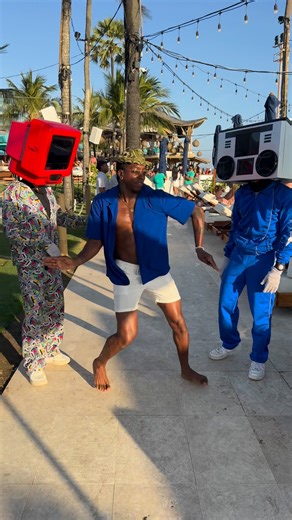 5.3K views · 140 reactions | 烙Bali has the best beach club in the world  the entertainment is  #Bali #vacation #dance #beachclub | Eddie Neptune Eskridge | Facebook