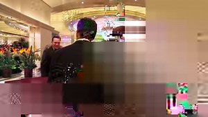 MOMENTE, DIE BLEIBEN. Aktuell zeigen wir auf der Hapag-Lloyd Cruises Homepage den neuen Image-Film der EUROPA. Und weil das emotionale Video so erfolgreich ist, möchten wir es auch den Freunden der EUROPA unter unseren Followern bei Facebook nicht vorenthalten. Genießen Sie: Momente, die bleiben... | Hapag-Lloyd Cruises