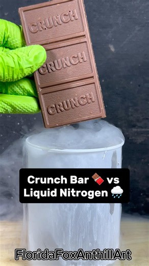 Crunch Bar 🍫 vs Liquid Nitrogen 🌧️ #Satisfying #Experiment #Science #ASMR #LiquidNitrogen