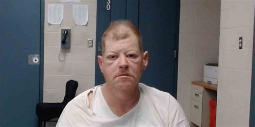 Man accused of violating Stolen Valor Act could have bond revoked