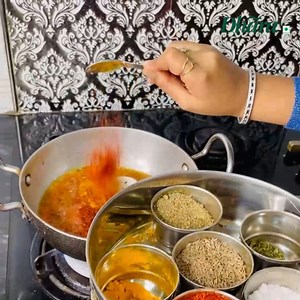 Havisha Malhotra decided to trend today with her entry to #DharaKitchenSelfies Where is yours? Jab acha khaana hai trending toh fir hum home chefs kyu nahi? Apni super cool recipes ko top up karo with aur bhi cool selfies aur banao khud ko trending. Dhara Presents Kitchen Selfies. Shar your Kitchen Selfies and tell us #DharaKitchenSelfies zaroori hai because _______. Tag Dhara and use #DharaKitchenSelfies in your entries to win exciting prizes. To Participate 👉Upload a reel/selfie of you cookin