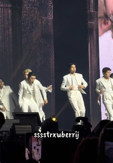 ATEEZ Concert Experience in Manila: Ice on My Teeth