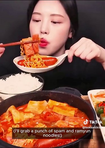 Delicious Ramyeon Noodles and Rice Mukbang by Boki | ASMR Eating