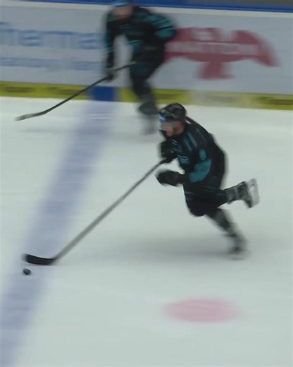 13K views · 197 reactions | 2️⃣✖️  Jakub Knap #TELH | #momentytelh | #KVACEB | HC Energie Karlovy Vary | Tipsport extraliga | Facebook