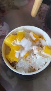 Mango graham shake