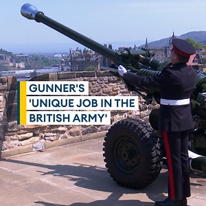 Meet one of the most photographed soldiers in the British Army 📸 Sergeant Dave Beveridge explains to Forces News what it is like firing the iconic One O’Clock Gun at Edinburgh Castle 💥 | Forces News
