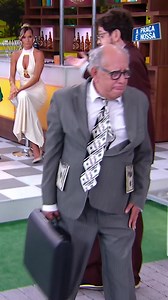 1.2M views · 45K reactions | O deputado quer se mandar pros States ✈️ #APraçaÉNossa | A Praça É Nossa | Facebook