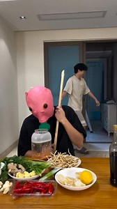 Call your friends to see the gopher fight videos #wednesdayevent #wednesdaynight #truestory @followers | Colin