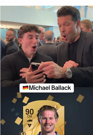 Opening Football Packs with Legends: A FIFA Experience